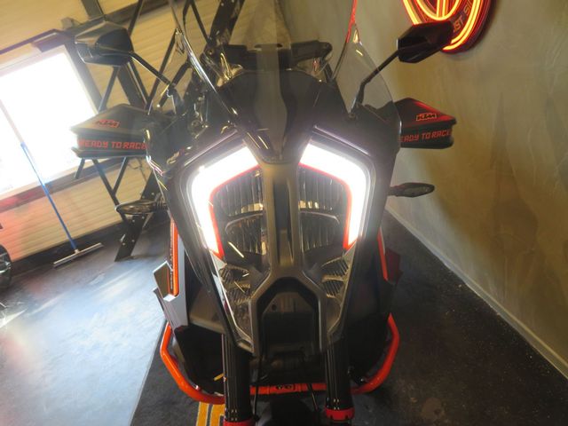 ktm - 1290-super-adventure-s