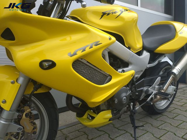 honda - vtr-1000-f-firestorm