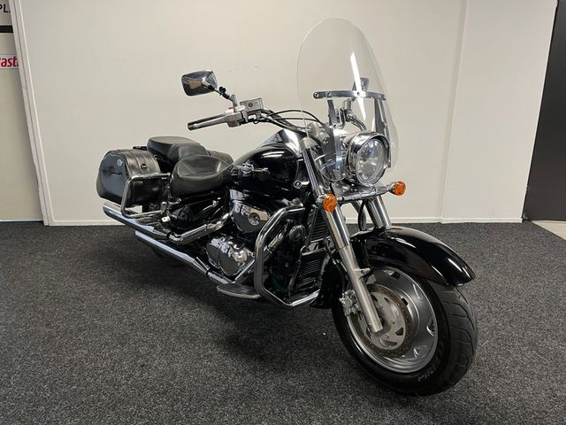 suzuki - intruder-c-1500