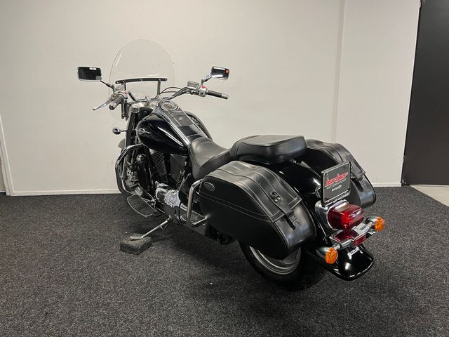 suzuki - intruder-c-1500