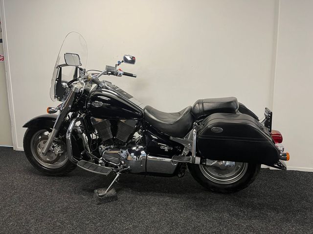 suzuki - intruder-c-1500