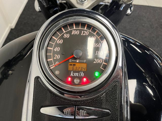 suzuki - intruder-c-1500