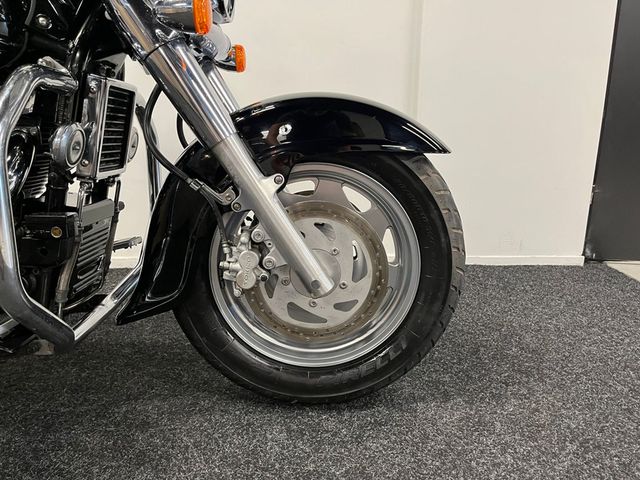 suzuki - intruder-c-1500