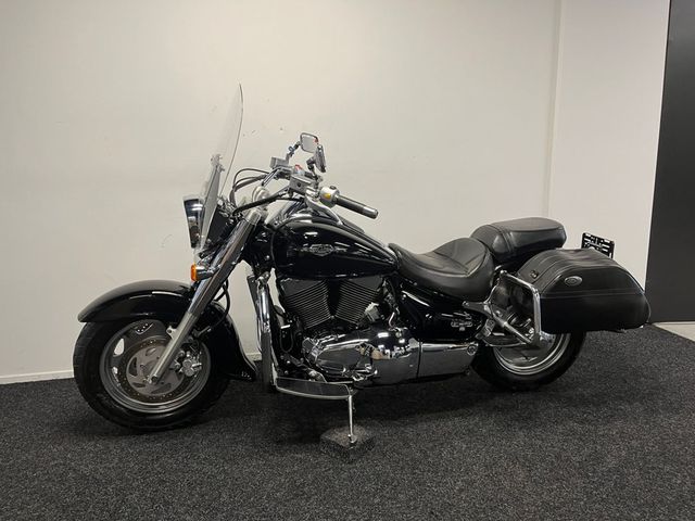 suzuki - intruder-c-1500