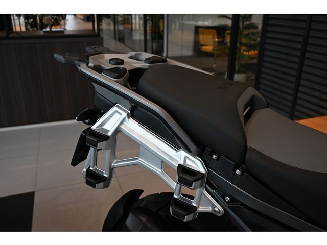 bmw - r-1300-gs-adventure-trophy