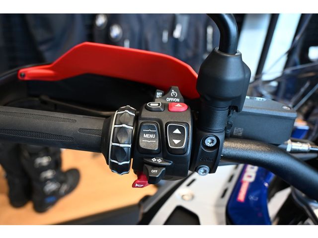 bmw - r-1300-gs-adventure-trophy