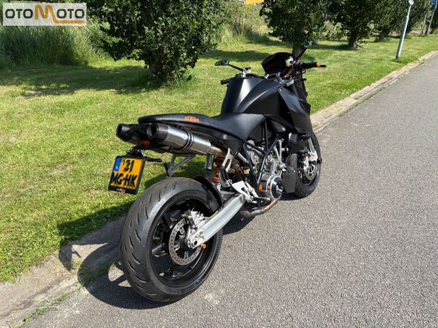 ktm - 990-super-duke