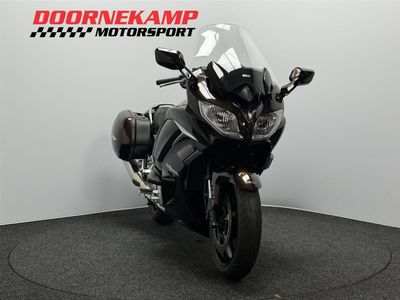 YAMAHA FJR 1300 AE – foto 4