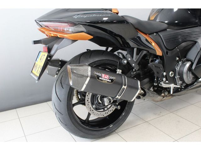 suzuki - gsx-r-1300-hayabusa