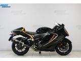 SUZUKI GSX-R 1300 HAYABUSA