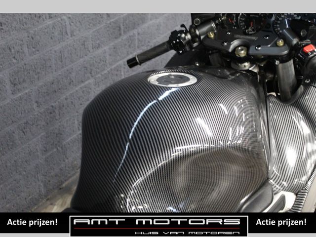 suzuki - gsx-r-1300-hayabusa