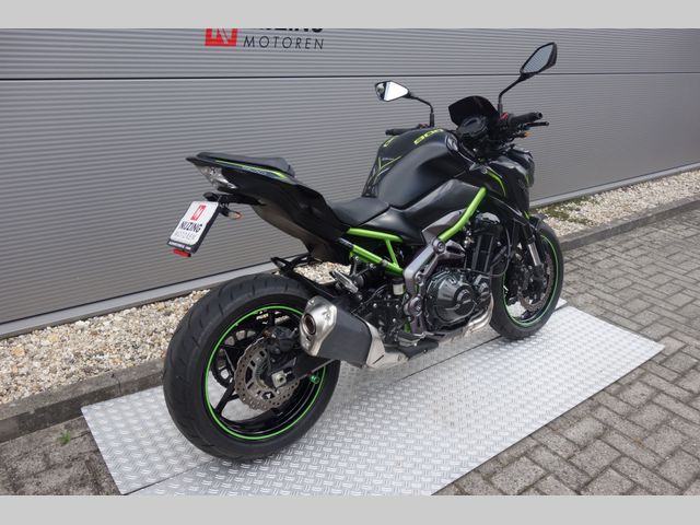 kawasaki - z900