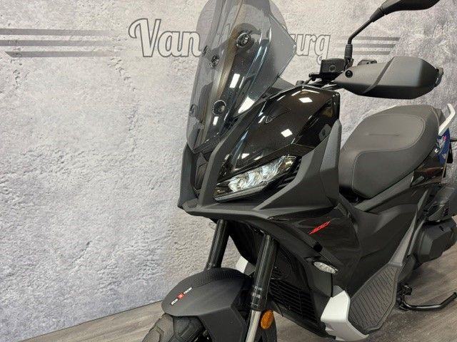 aprilia - sr-gt-400