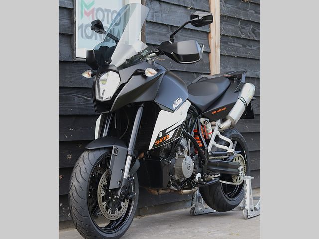 ktm - 990-supermoto-t