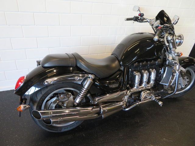 triumph - rocket-iii-roadster