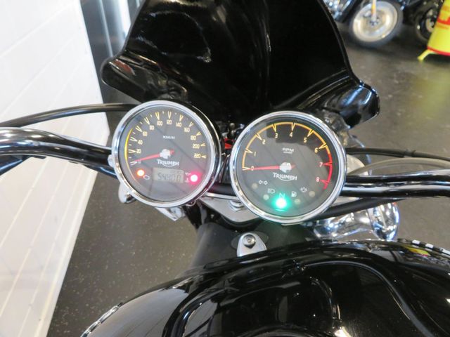 triumph - rocket-iii-roadster