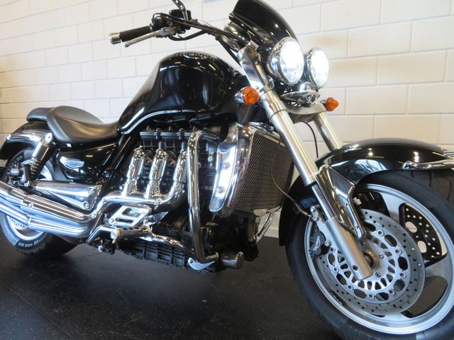 triumph - rocket-iii-roadster