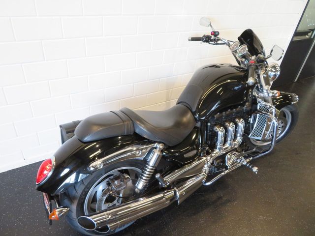 triumph - rocket-iii-roadster