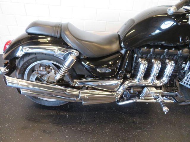 triumph - rocket-iii-roadster