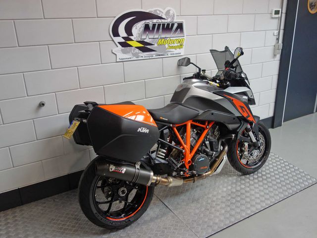 ktm - 1290-super-duke-gt