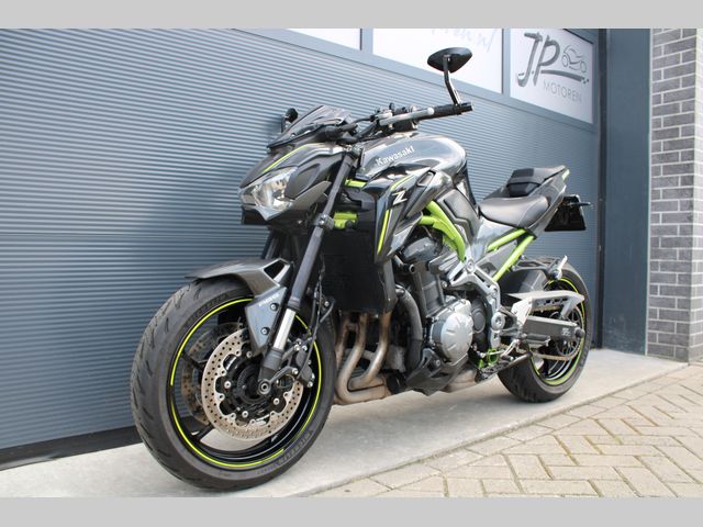 kawasaki - z900
