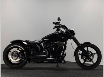 Harley-Davidson Rocker Fxcw 2010 occasion