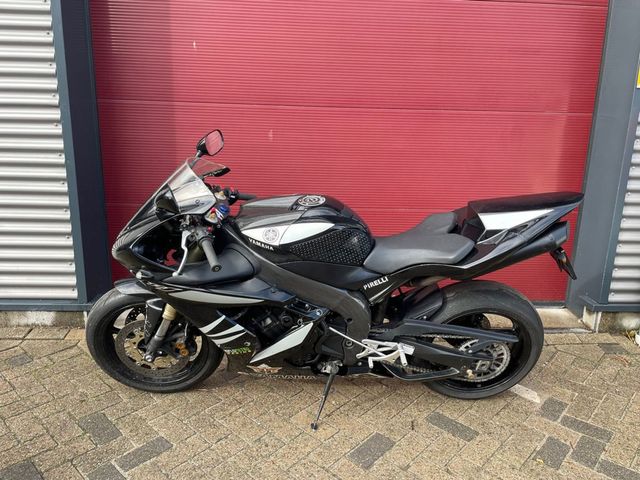 yamaha - yzf-r1