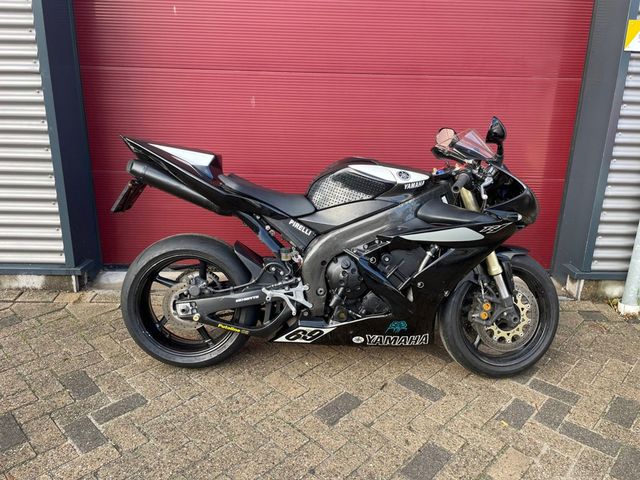 yamaha - yzf-r1