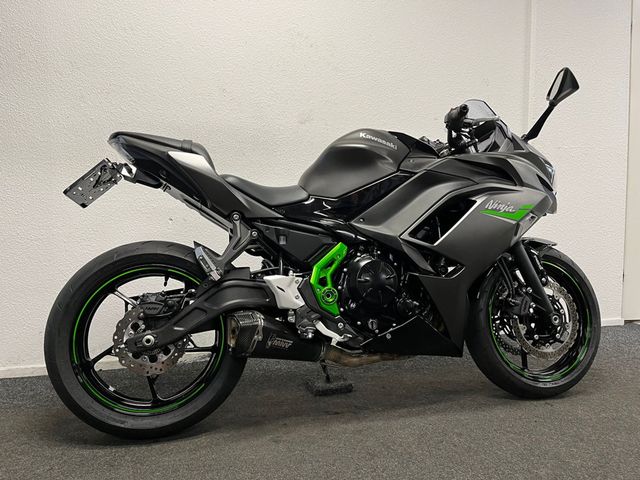 kawasaki - ninja-650