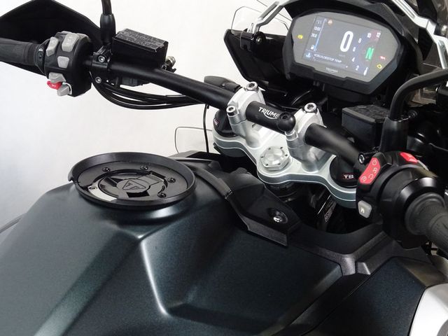 triumph - tiger-1200-xca