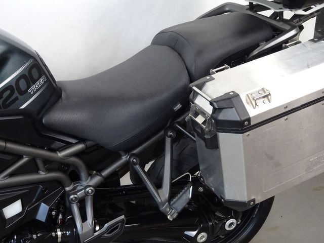 triumph - tiger-1200-xca