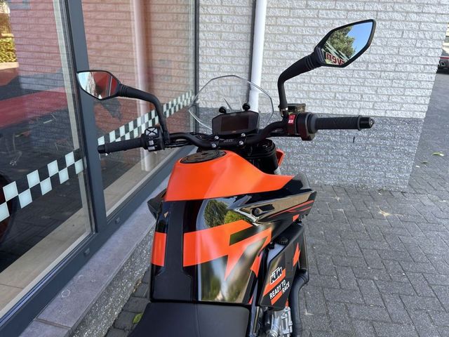 ktm - 890-duke-gp