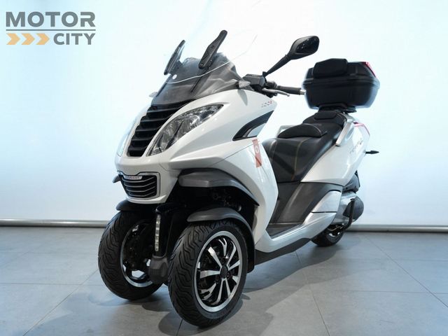 peugeot - metropolis-400