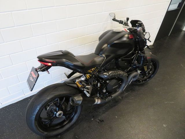 ducati - monster-1200-r