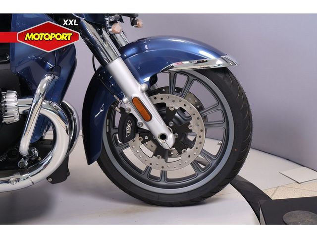 bmw - r-18-transcontinental