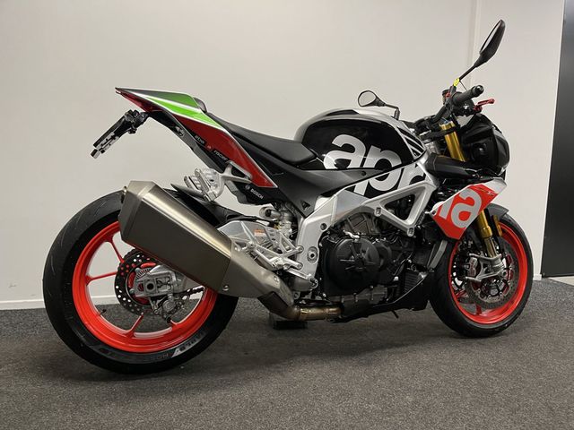 aprilia - tuono--v4-1100-factory