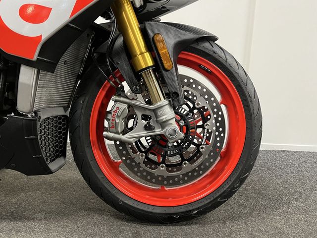 aprilia - tuono--v4-1100-factory