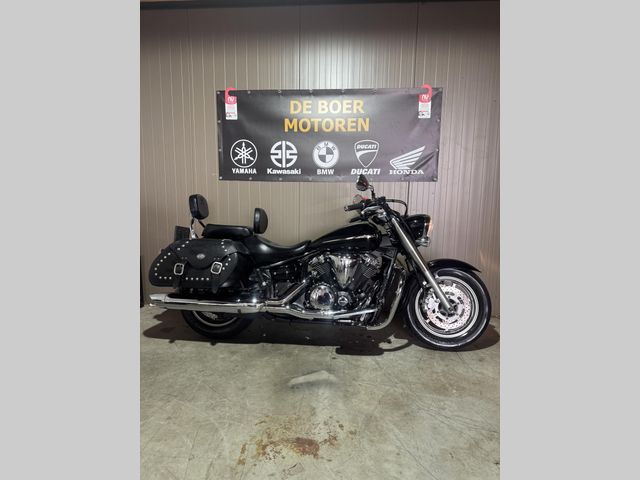 yamaha - xvs-1300-a-midnight-star