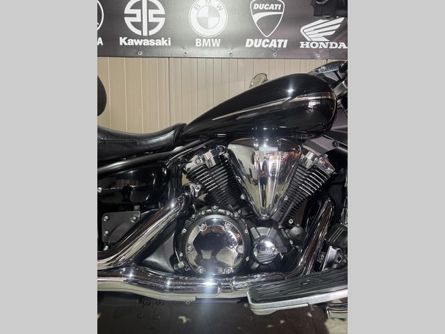 yamaha - xvs-1300-a-midnight-star