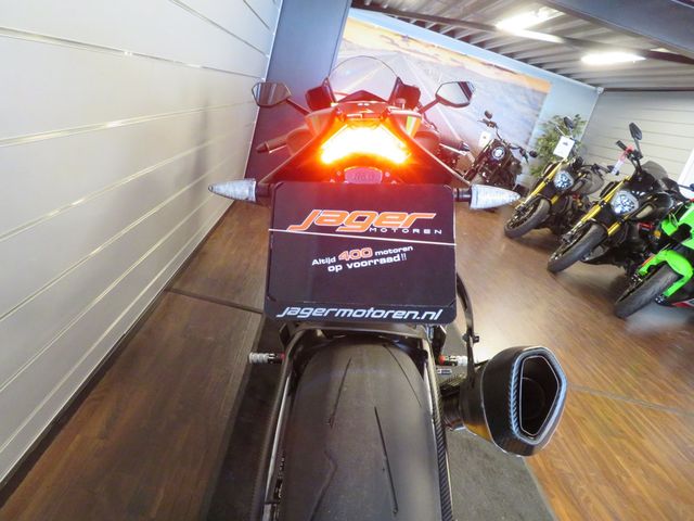 aprilia - rsv-4-factory-aprc