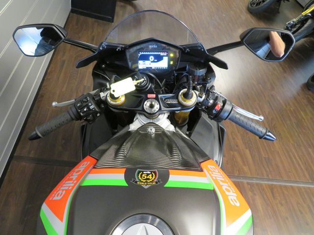 aprilia - rsv-4-factory-aprc