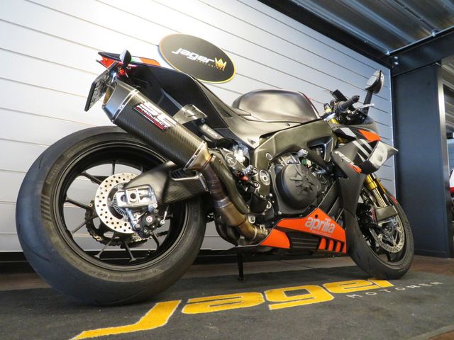 aprilia - rsv-4-factory-aprc