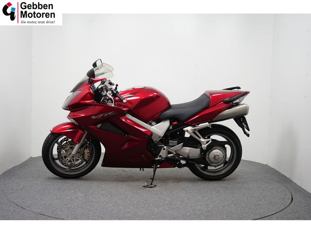 honda - vfr-800-fi-vtec-abs