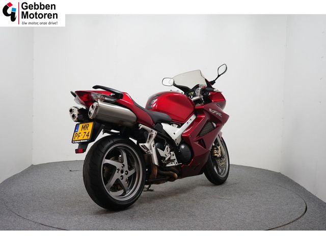 honda - vfr-800-fi-vtec-abs
