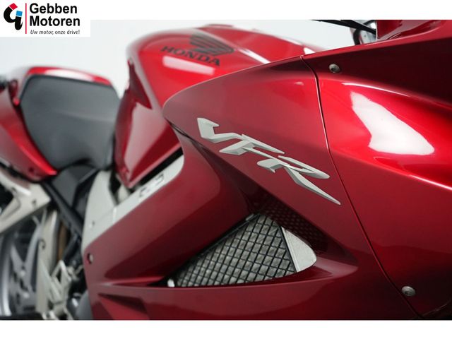honda - vfr-800-fi-vtec-abs