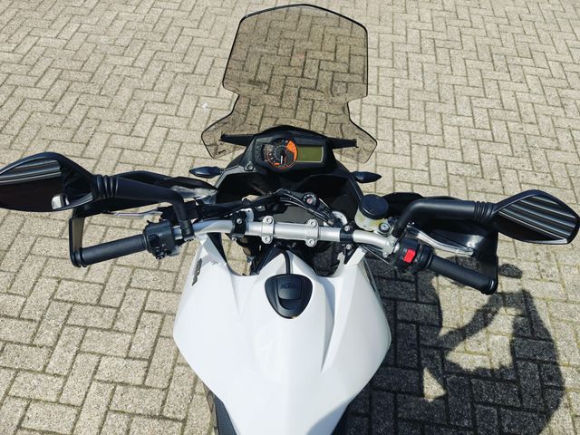 ktm - 990-supermoto-t