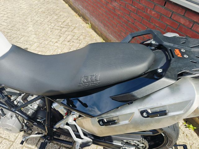 ktm - 990-supermoto-t