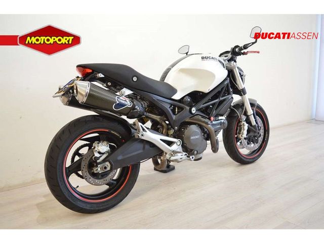 ducati - monster-696