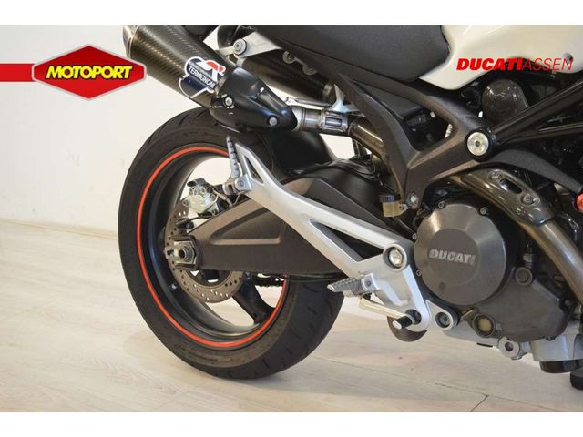 ducati - monster-696