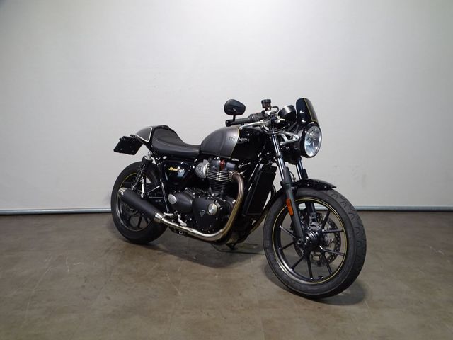 triumph - street-cup